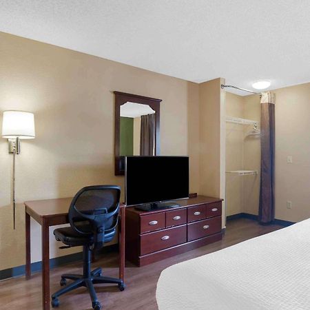 Extended Stay America Select Suites - Newport News - Oyster Point Экстерьер фото